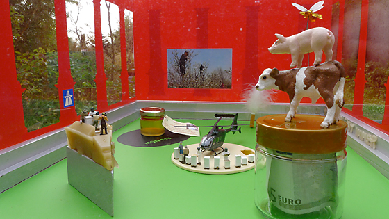 Innenansicht eines Ausstellungsraums des Neuen Museums für Bienen
